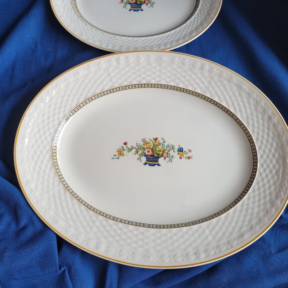 Carlton China Oval Serving Platters Set/2 White W/ Gold Trim & Floral Grindley - Picture 3 of 11